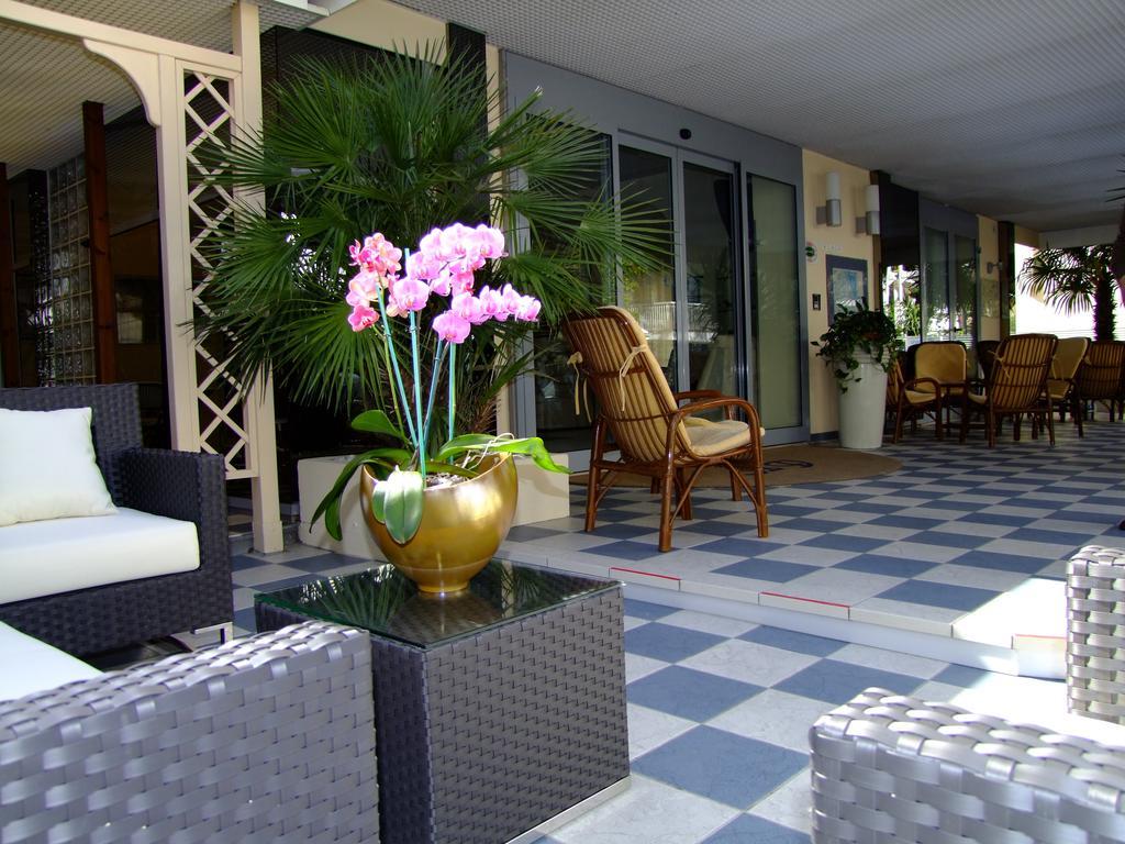 Hotel Venezia Rimini Kültér fotó